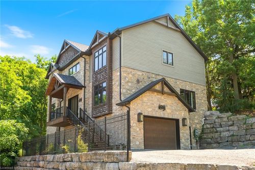 3713 Nineteenth St, Jordan Station, ON, L0R1S0 | Card Image