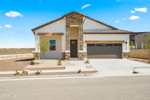 13357 Emerald Glass Dr, Horizon City, TX, 79928-6626 | Card Image