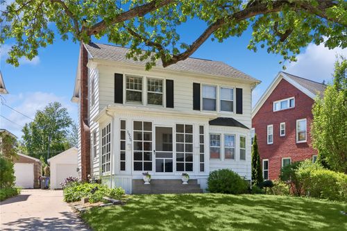 1925 2nd Ave Se, Cedar Rapids, IA, 52403 | Card Image