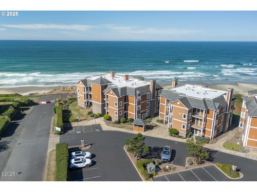 apt-a302-1125 Nw Spring St, Newport, OR, 97365-0183 | Card Image