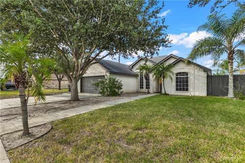 2708 Duke Ave, McAllen, TX, 78504-5540 | Card Image