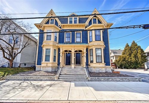6-370 Thayer St, Providence, RI, 02906-1583 | Card Image