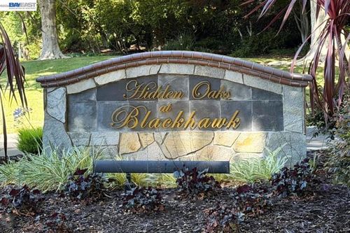 2112 Red Oak Pl, Danville, CA, 94506-2033 | Card Image