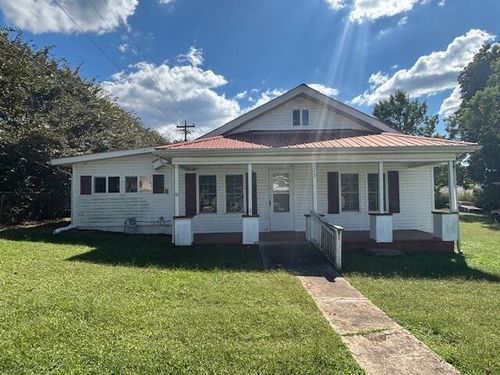 123 Groves Road, Pikeville, TN, 37367 | Card Image