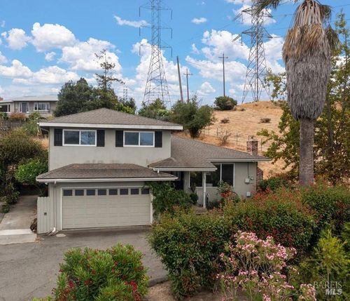 2027 Vista Del Rio St, Crockett, CA, 94525-1039 | Card Image