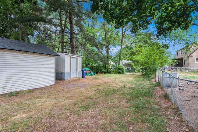1137 Merrifield St Se, House other with 2 bedrooms, 2 bathrooms and null parking in Grand Rapids MI | Image 13