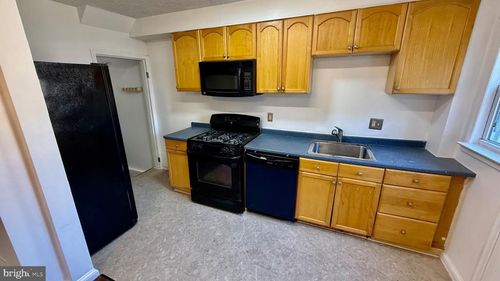 617 Brisbane Rd, BALTIMORE, MD, 21229-4402 | Card Image