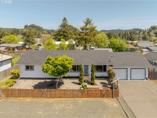 150 N 12th St, Lakeside, OR, 97449-8615 | Card Image