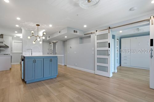 434-40 Folly Field Rd, Hilton Head Island, SC, 29928-6801 | Card Image