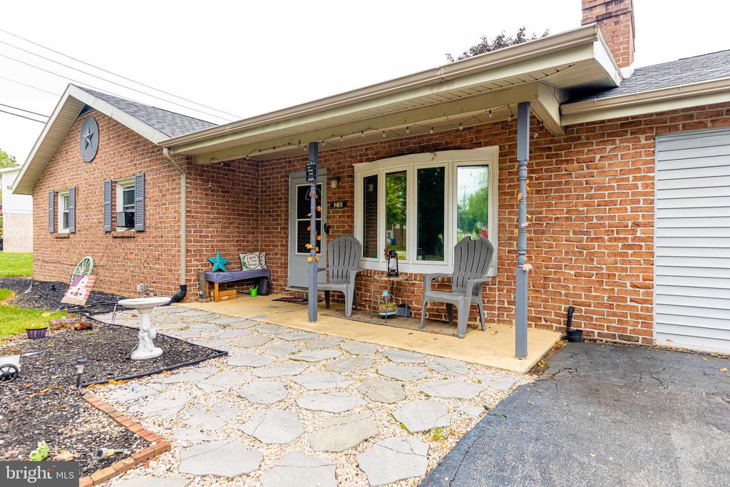 Turner Dr, Fayetteville, PA 17222