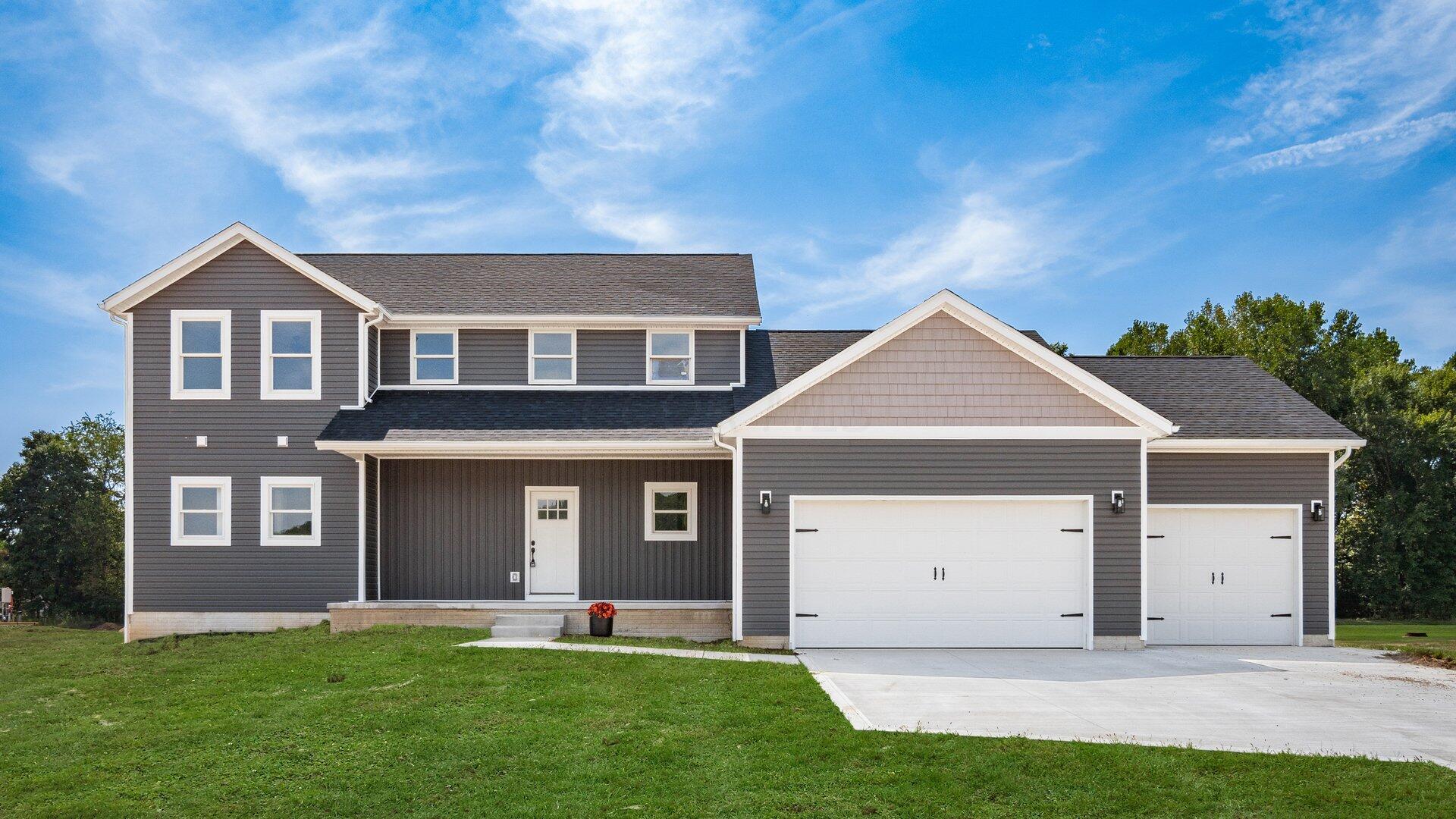 Mandy Ln, Newark, OH 43055