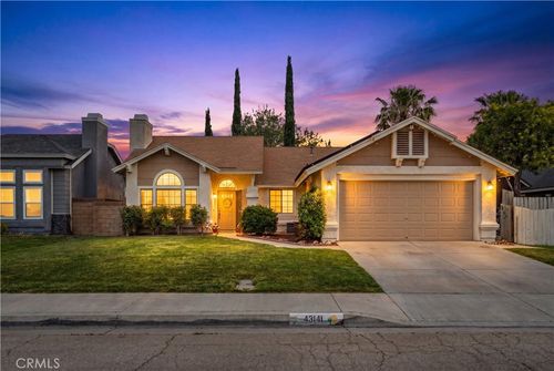 43141 Sunny Ln, Lancaster, CA, 93536-4688 | Card Image