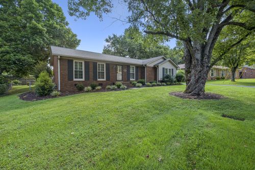 609 Highland View Ct, Hermitage, TN, 37076-2311 | Card Image