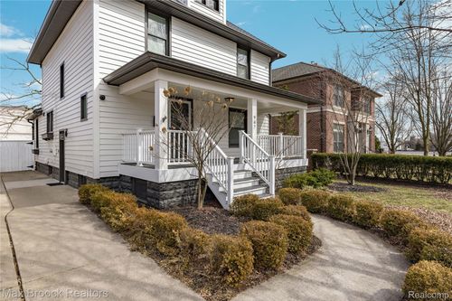 967 Ann St, Birmingham, MI, 48009-1743 | Card Image