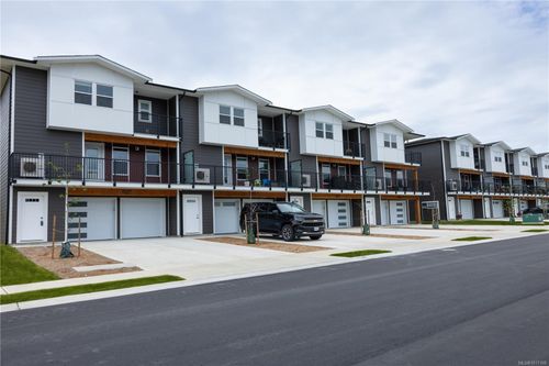 17-850 Park Forest Dr, Campbell River, BC, V9W0H9 | Card Image