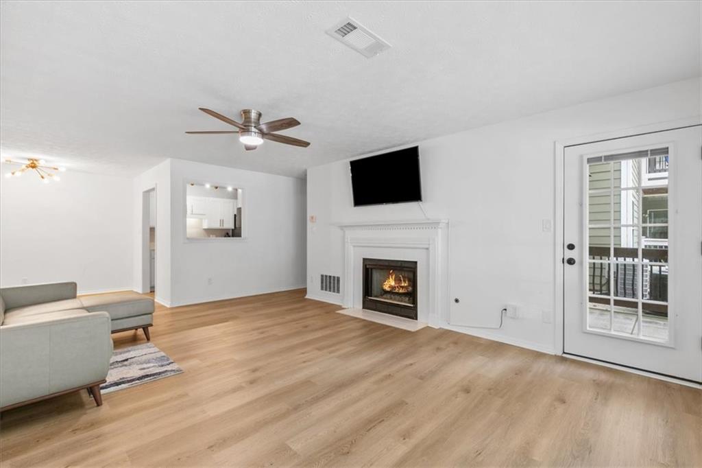 Berkeley Woods Dr, Duluth, GA 30096