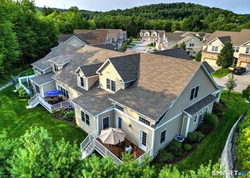 351-351 Hunter Dr, Litchfield, CT, 06759-2833 | Card Image