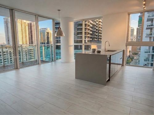 1709-1080 Brickell Ave, Miami, FL, 33131-3985 | Card Image