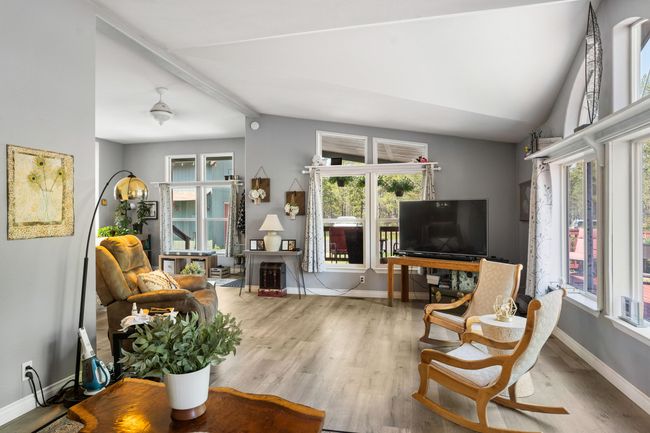 64-Living Room | Image 24