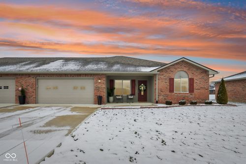 154 Asbury Dr, Anderson, IN, 46013-4868 | Card Image