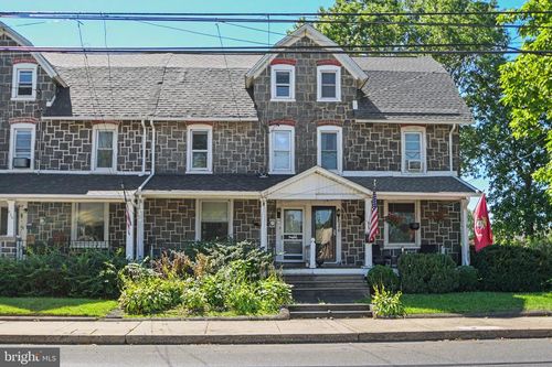 628 E Broad St, QUAKERTOWN, PA, 18951-1714 | Card Image