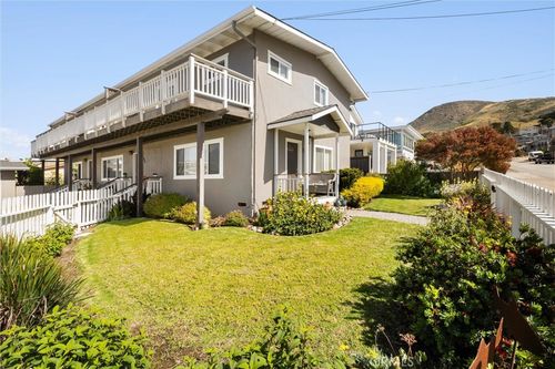 31 8th St, Cayucos, CA, 93430-1217 | Card Image