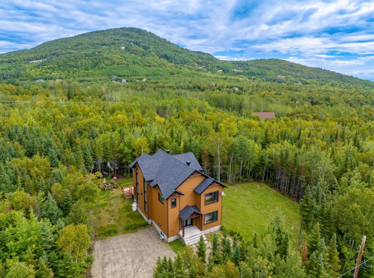 Residential in Petite-Rivière-Saint-François 5