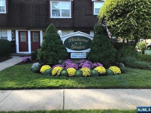 360 Knickerbocker Rd, Dumont, NJ, 07628-1350 | Card Image