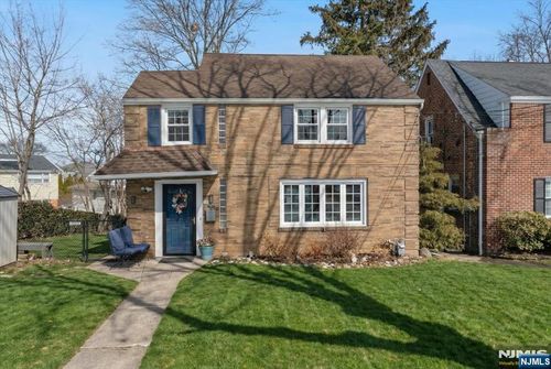 124 Hawthorne Ave, Clifton, NJ, 07011-4206 | Card Image