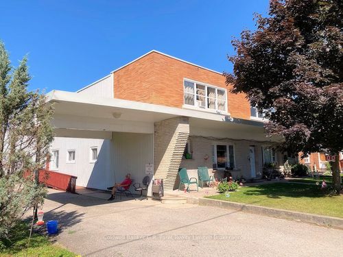 52 Queen St, Langton, ON, N0E1G0 | Card Image