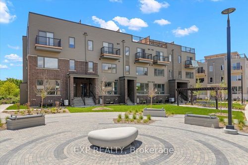 422 Mishi Private, Manor Park - Cardinal Glen and Area, ON, K1K0P2 | Card Image