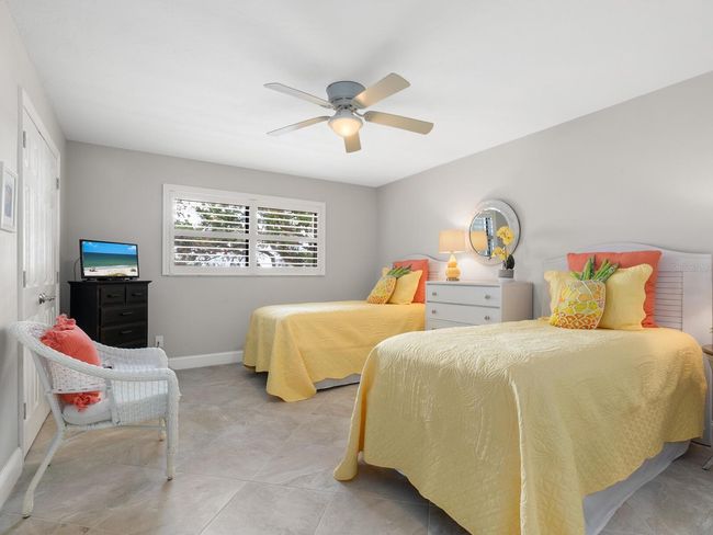 APT-104 - 8701 Midnight Pass Rd, Condo with 2 bedrooms, 2 bathrooms and null parking in SARASOTA FL | Image 22