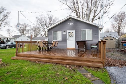 448 Alfred Ave, Angola, NY, 14006-9752 | Card Image