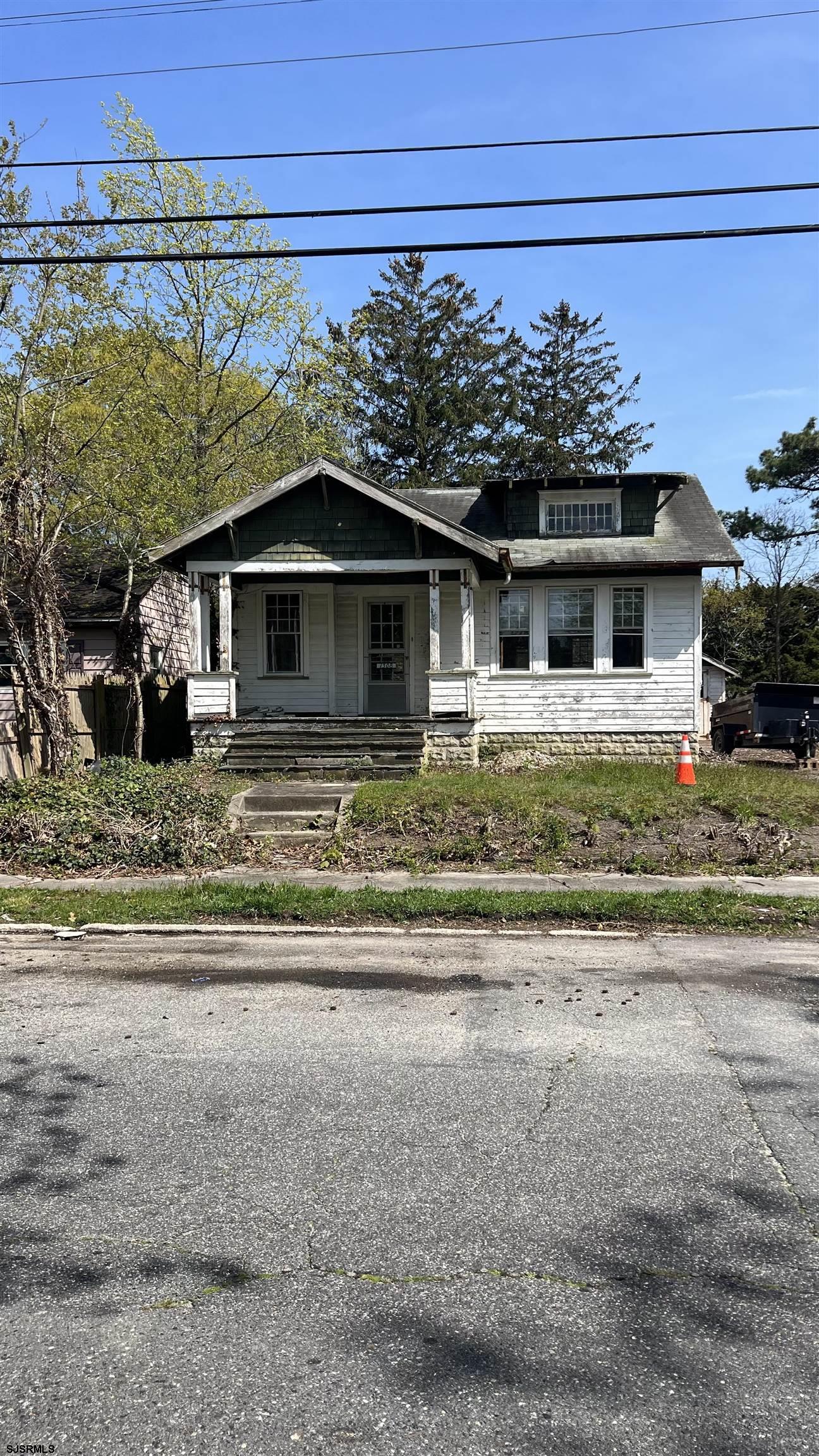 Elmhurst Ave, Pleasantville, NJ 08232