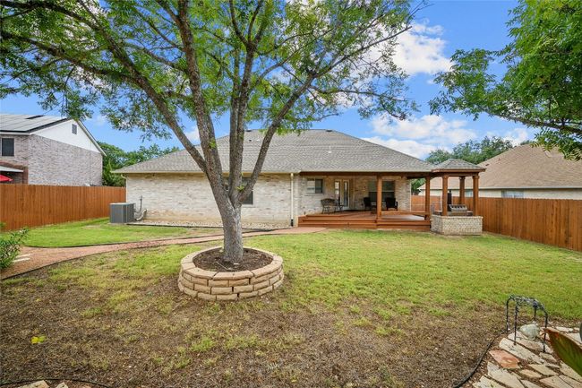 903 E Olympic Dr, House other with 3 bedrooms, 2 bathrooms and 2 parking in Pflugerville TX | Image 32