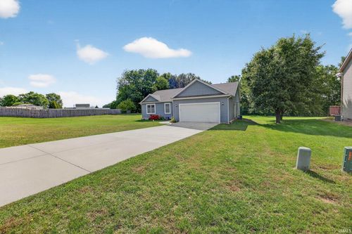 2692 N Morning Glory Ave, Rolling Prairie, IN, 46371-9471 | Card Image