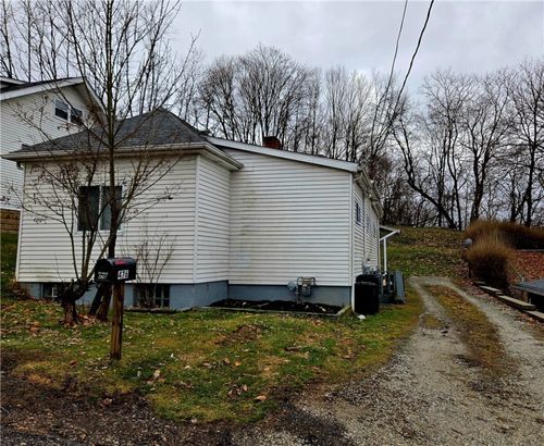 476 Fourth Street, New Eagle, PA, 15067 | Card Image