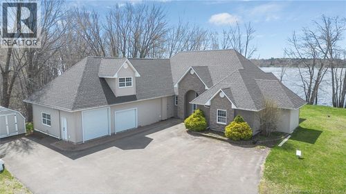 354 Rte 105, Maugerville, NB, E3A8G3 | Card Image