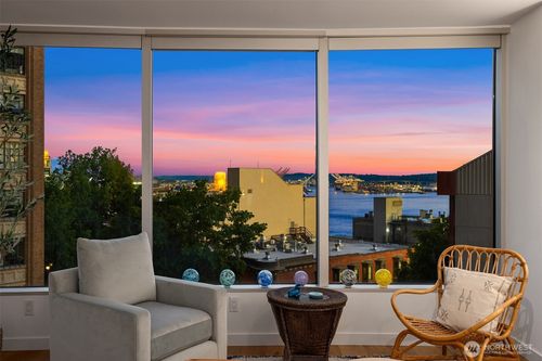 apt-803-2000 1st Ave, Seattle, WA, 98121-2167 | Card Image
