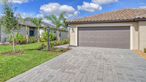 15721 Sunny Day Dr, BRADENTON, FL, 34211-1485 | Card Image