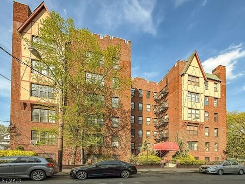2b-5 Pomona Ave, Newark, NJ, 07112-2323 | Card Image
