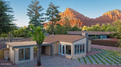 21 Hummingbird Cir, Sedona, AZ, 86336-7012 | Card Image