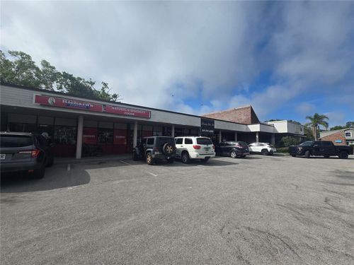 2601 Manatee Ave W, BRADENTON, FL, 34205-4942 | Card Image