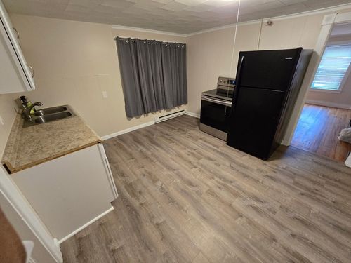 1r-31 Prospect St, Webster, MA, 01570-2463 | Card Image