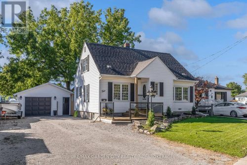 4 Manor Road, St. Catharines (Vine/Linwell), ON, L2N3B5 | Card Image