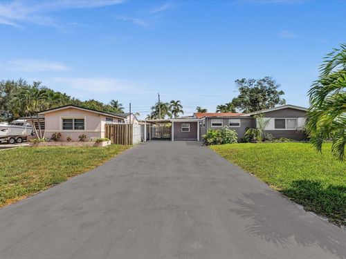 6661 Meade St, Hollywood, FL, 33024-1913 | Card Image