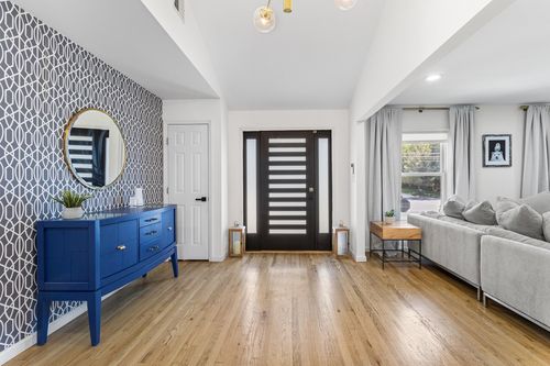 42 Sarah Dr, Lake Grove, NY, 11755-2218 | Card Image