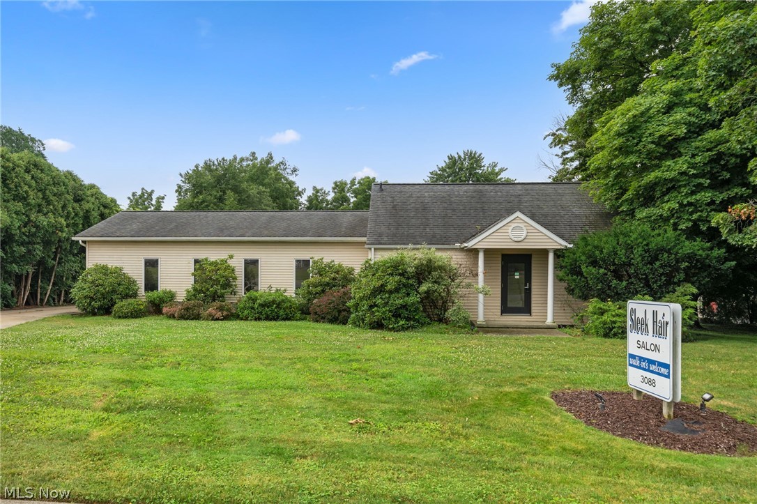 3088 Graham Rd, Stow, OH 44224