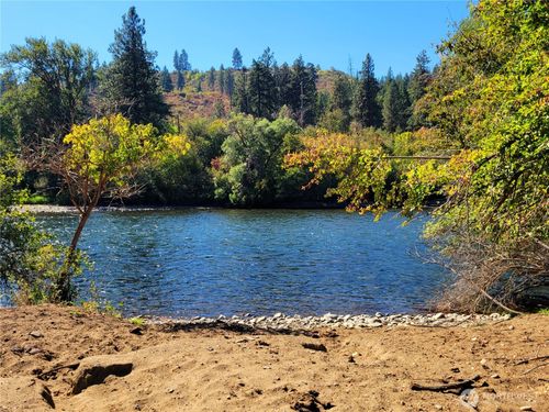 56 Highway 10, Cle Elum, WA, 98922 | Card Image