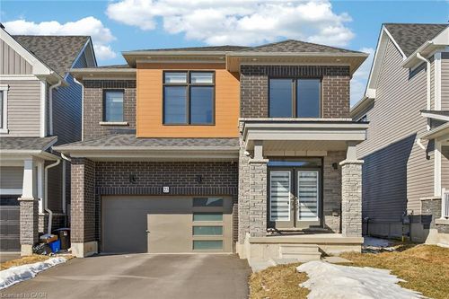 25 Wintergreen Cres, Caledonia, ON, N3W0H9 | Card Image